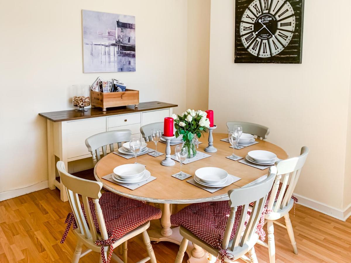 Waverley Lodge - Quaint Victorian Home With Free Parking ยอร์ค ภายนอก รูปภาพ