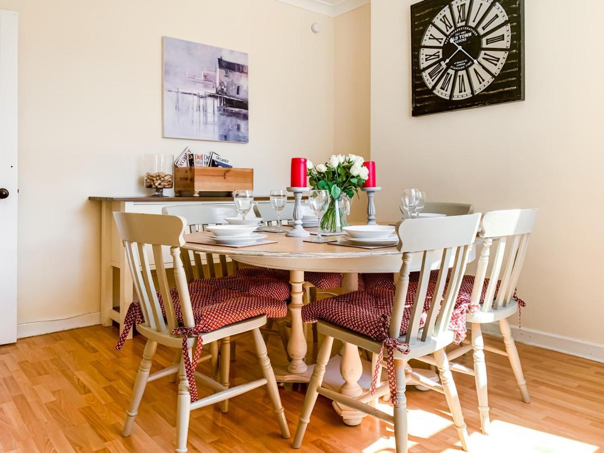 Waverley Lodge - Quaint Victorian Home With Free Parking ยอร์ค ภายนอก รูปภาพ