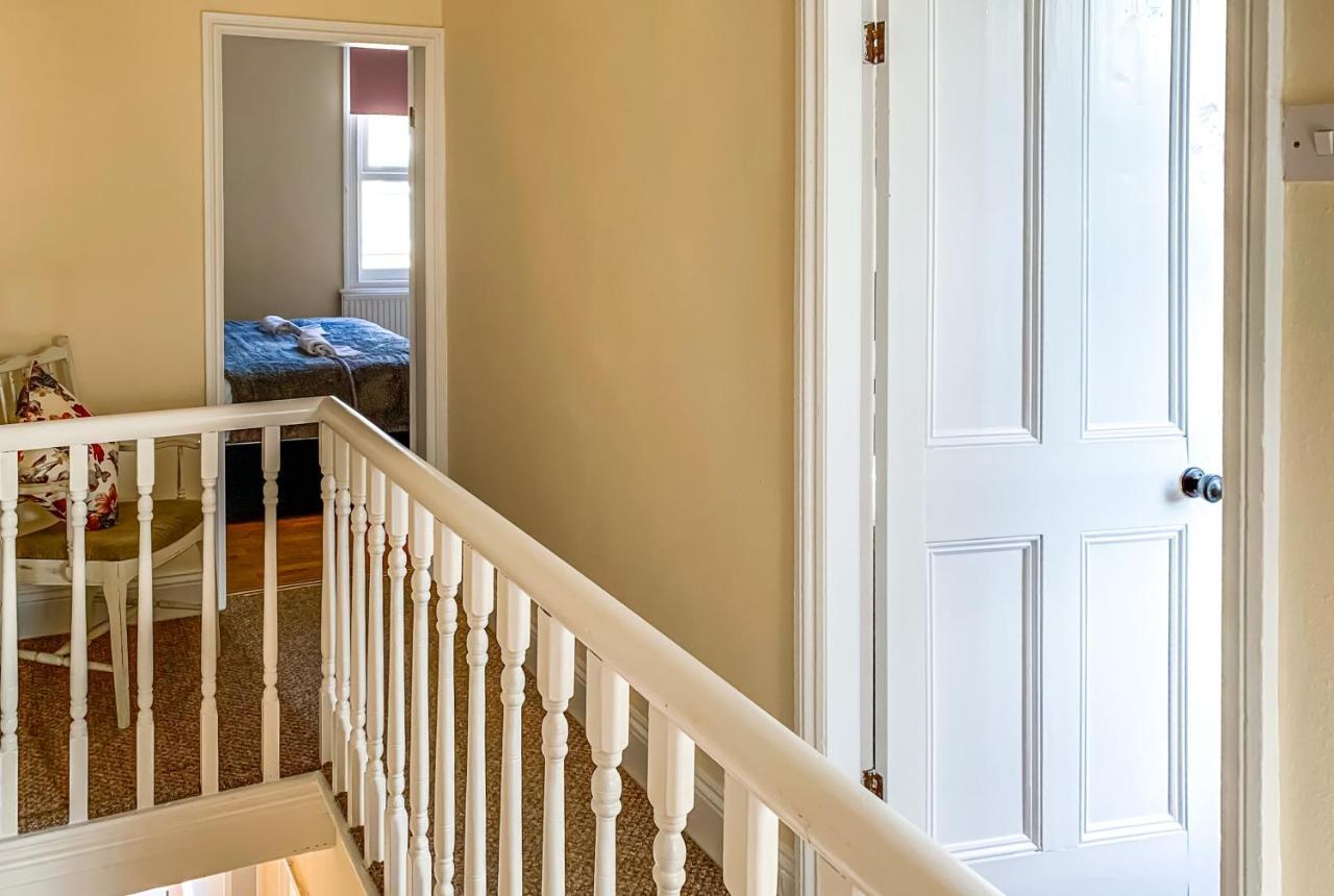Waverley Lodge - Quaint Victorian Home With Free Parking ยอร์ค ภายนอก รูปภาพ