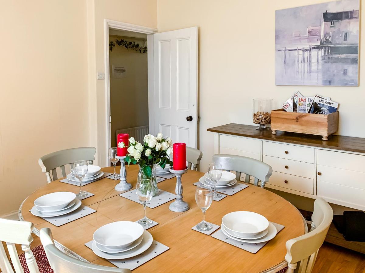 Waverley Lodge - Quaint Victorian Home With Free Parking ยอร์ค ภายนอก รูปภาพ