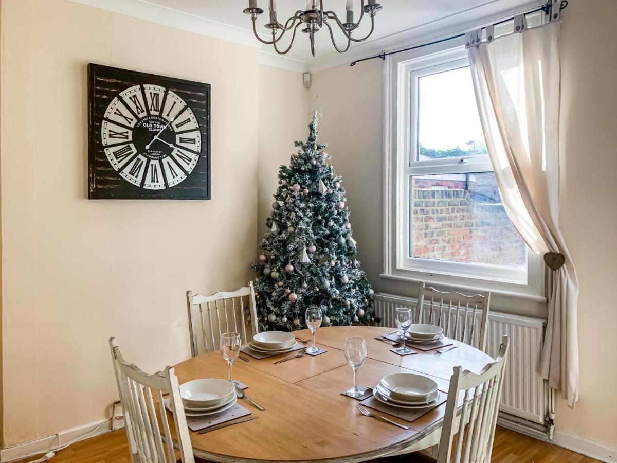 Waverley Lodge - Quaint Victorian Home With Free Parking ยอร์ค ภายนอก รูปภาพ