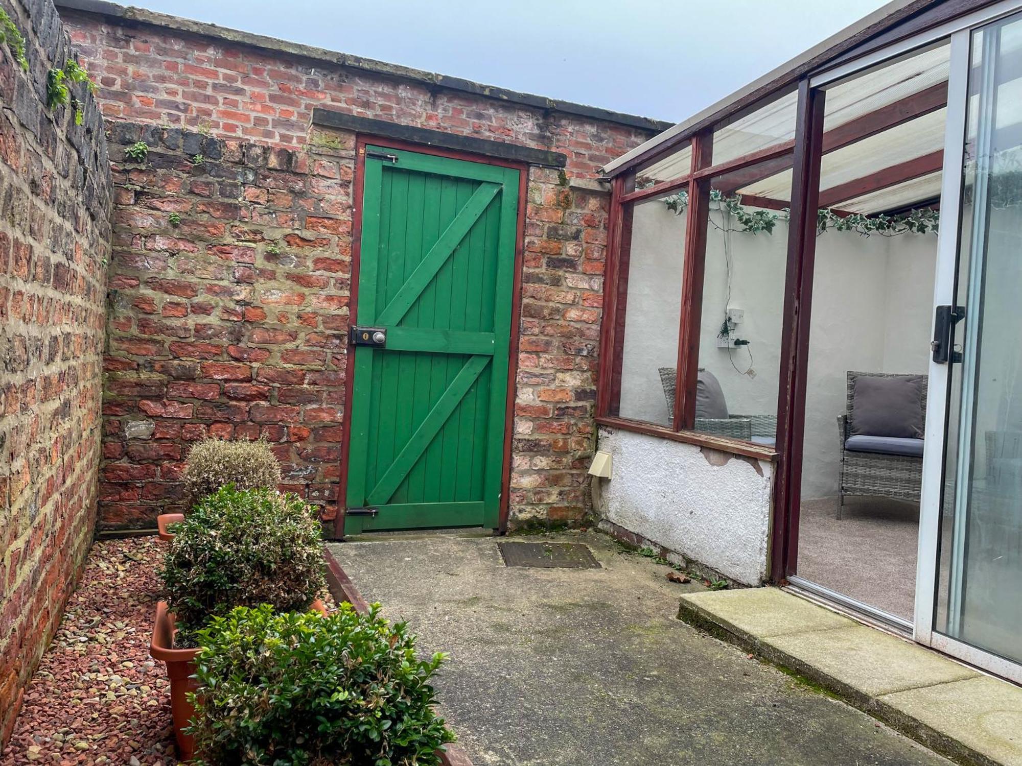 Waverley Lodge - Quaint Victorian Home With Free Parking ยอร์ค ภายนอก รูปภาพ